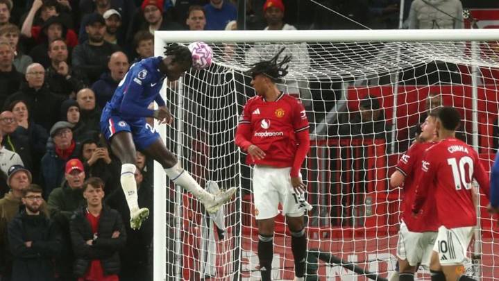Man United breathe life into stuttering season with Chelsea victory