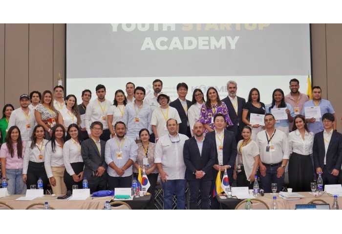 Emprendedores presentaron sus negocios al Centro de Comercio Internacional y KOSME