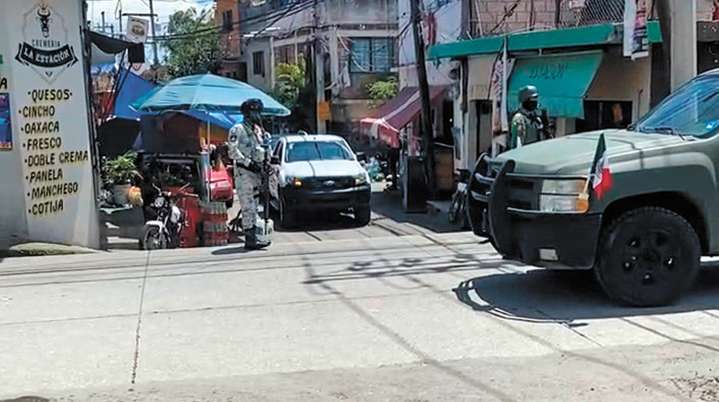 Cae narcomenudista en cateo realizado en Cuernavaca