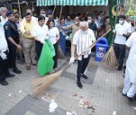 Swachhata Hi Seva: Khattar leads cleanliness drive in Sector 22 market