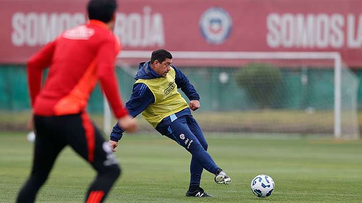 La "Roja" tiene nueva baja de cara al duelo del martes ante Uruguay La "Roja" cierra las Clasificatorias.