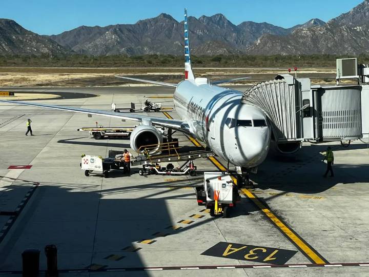 Aeropuerto Internacional de Los Cabos recibe acreditación internacional por excelencia en experiencia al pasajero