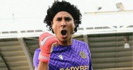 Así han sido los debuts de Guillermo Ochoa en equipos europeos