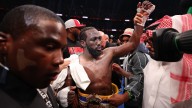 Crawford vence al mexicano 'Canelo' Álvarez