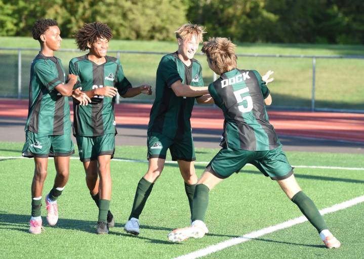 BOYS SOCCER: Dock Mennonite shuts out Jenkintown to end 2