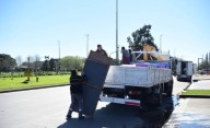 Operativo "limpieza electoral" en las calles de La Plata: por la veda, retiran carteles de candidatos