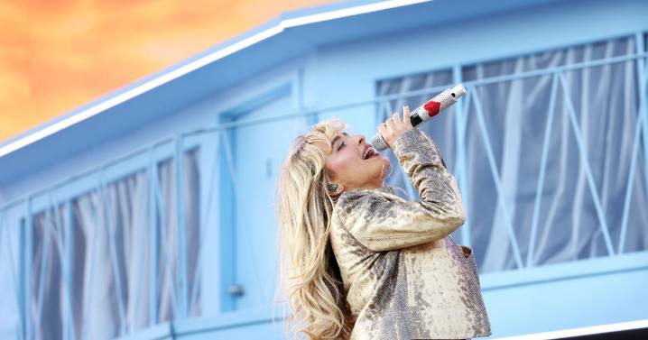 Coachella 2026 lineup: Sabrina Carpenter, Justin Bieber and Karol G to headline festival