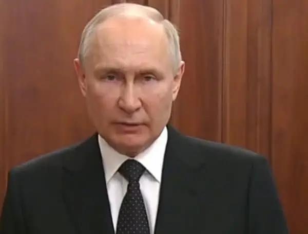 Trump Signals 'Second Phase' Of Russian Sanctions After Kyiv Attack