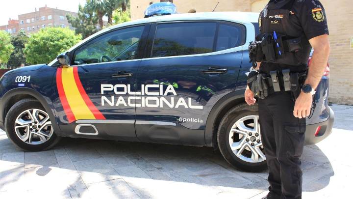 Detenida tras ser sorprendida intentando comprar droga junto su bebé sustraído