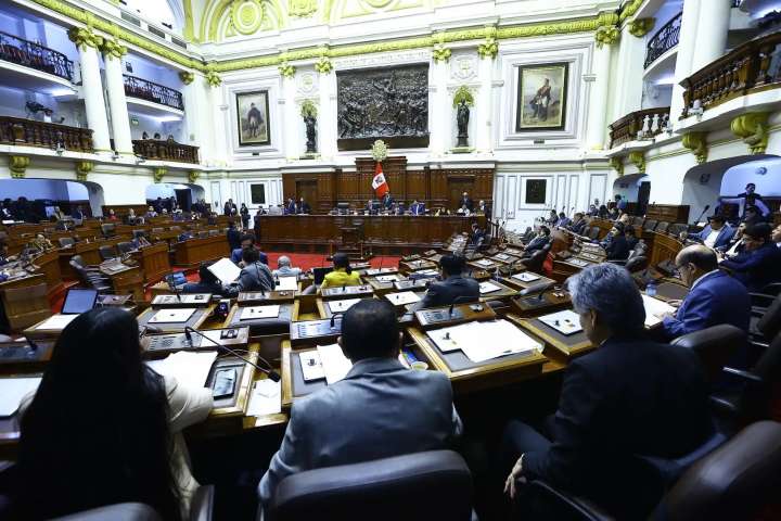 Congreso: proyectos sobre gratificaciones y nuevas universidades debatirá hoy el pleno