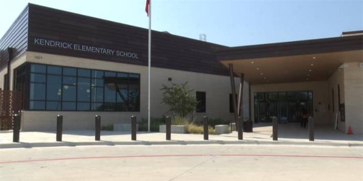 ‘An exciting day’: Waco ISD holds dedication ceremony for new state-of