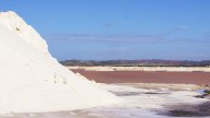 Reactivan producción de sal en Araya con inversión internacional de más de 30 millones de dólares