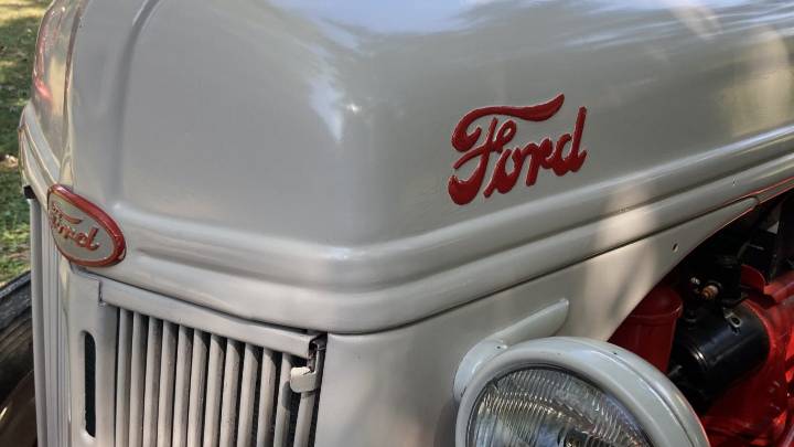 My Favorite Ride: Mechanic turns his interest from cars to old tractors