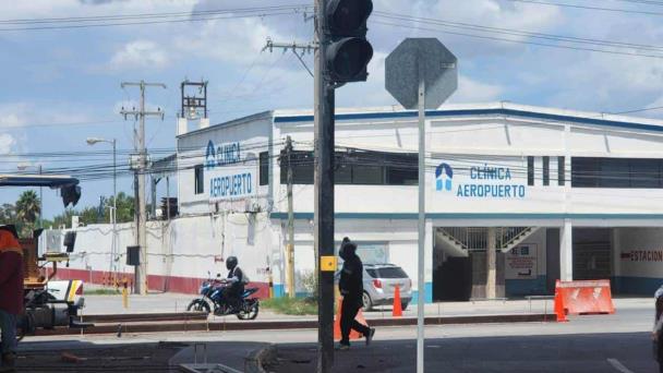 Semáforo inoperante pone en riesgo a transeúntes