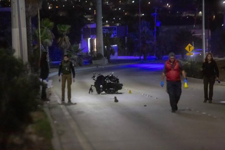 Accidente en el Libramiento Rosas Magallón deja motociclista sin vida