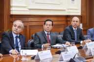 Eduardo Arana se reúne con titular de la Asociación Peruana de Energías Renovables