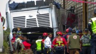 Revelan nombres de lesionados tras choque de tren con autobús de pasajeros en Atlacomulco, Edomex