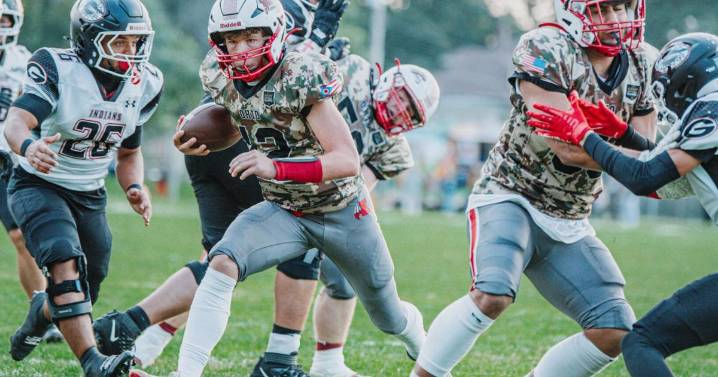 Girard downs Edgewood in battle of unbeatens