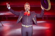 Cerrará Alejandro Fernández festejos de la UACJ