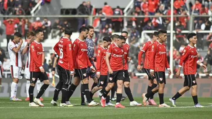 Independiente sigue sin ganar en el Torneo Clausura y la gente explotó con el plantel