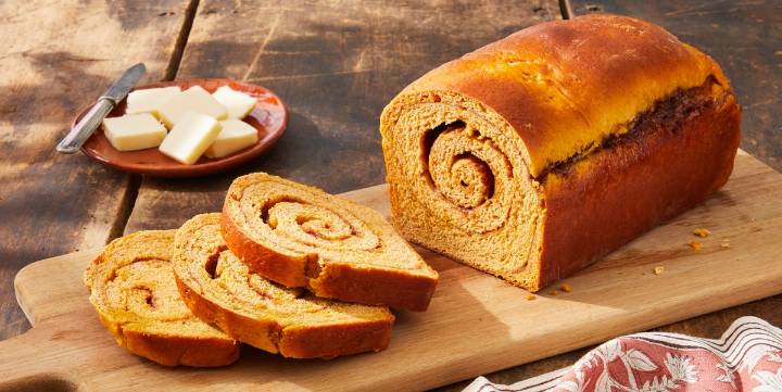 Sweet Potato-Cinnamon Swirl Bread