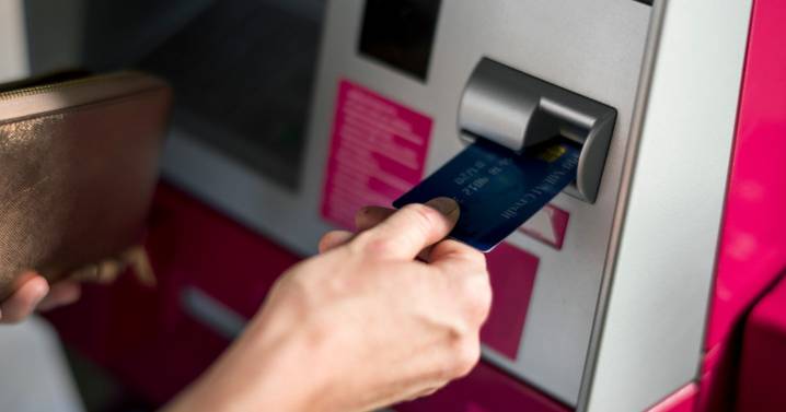 Capturan a hombre por estafa en cajeros automáticos en oriente de Caldas: Lo señalan de ser cambia tarjetas