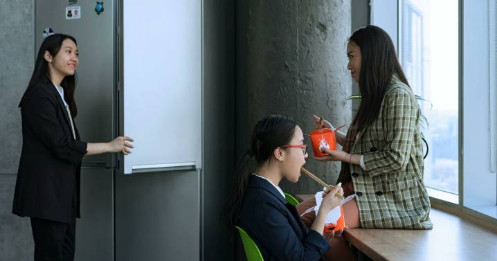 “Where Do You Draw The Line?”: 26 Tricky Deal Breakers Across Every Part Of Life