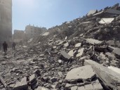Así se derrumbó la Torre Ghafri, el edificio más alto de Gaza bombardeado por Israel