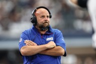 Deadspin | Giants' Brian Daboll on late breakdowns: 'Collectively, we've got to be better'