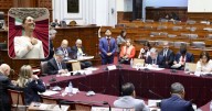 Sheinbaum podría ser declarada persona non grata en Perú tras aprobarse en comisión