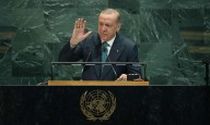Erdogan raises Kashmir issue at UNGA, lauds India