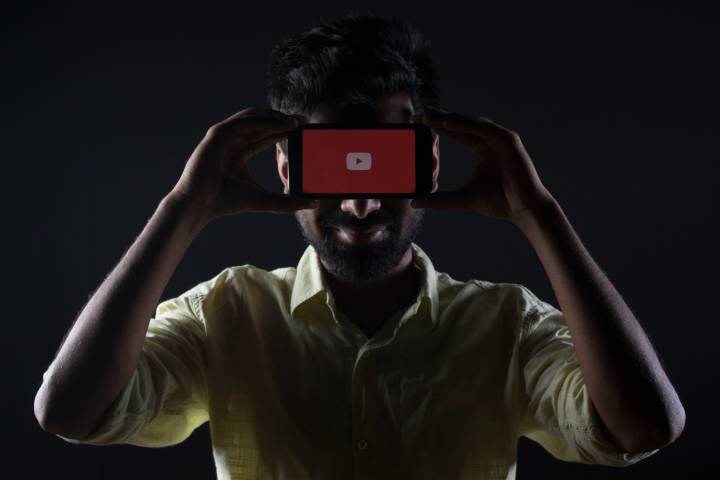 YouTube TV Faces Tough Contract Battles With NBCUniversal, Disney as Costs Climb