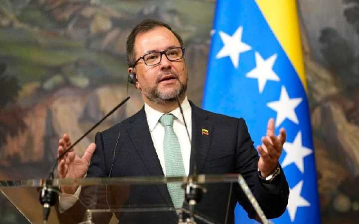 Yván Gil: "No hay alianzas militares; priorizamos la paz regional"