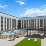 Alta 87 apartment complex in Gilbert opens with free lease specials