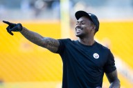 Standout Pittsburgh Steelers safety goes down with knee injury