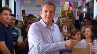 La escuela donde vota Massa aún no abrió, pasada una hora del inicio de la votación
