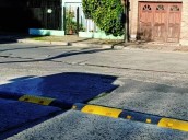 Siguen instalando reductores de velocidad