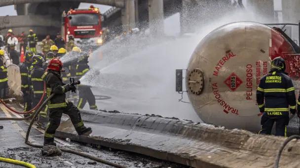 Explosión de pipa en CDMX fue por choque del tanque