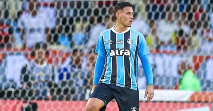 Gremio y la tajante decisión que tomó con Erick Noriega tras fracaso con Perú en Eliminatorias