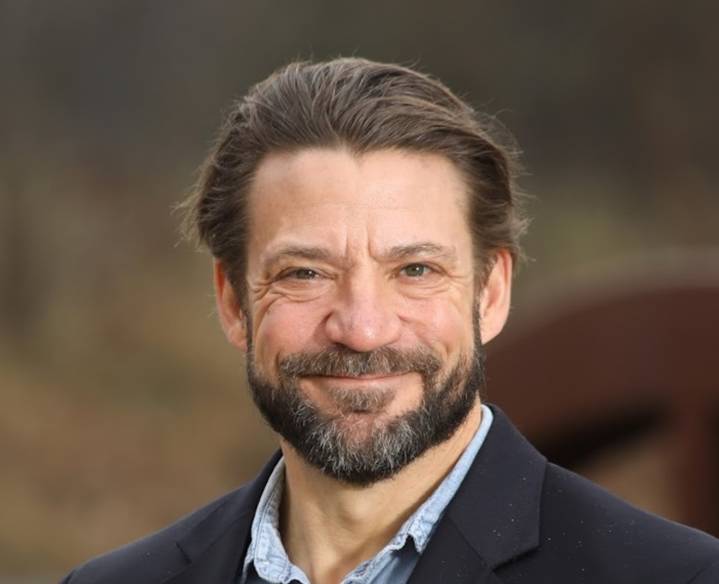 Democrat from Holland running for state Senate