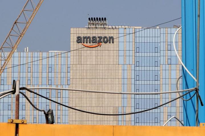 Trump visa curbs push U.S. firms to consider shifting more work to India
