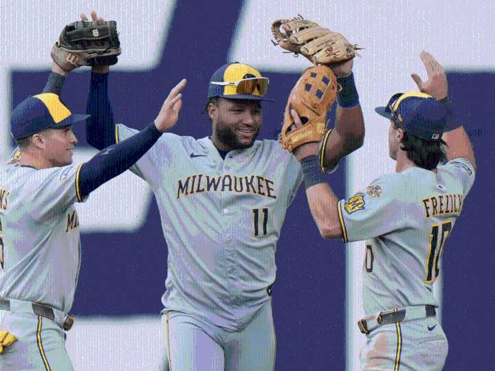 MLB: Los Cerveceros de Milwaukee se llevaron el título la División Central de la Liga Nacional