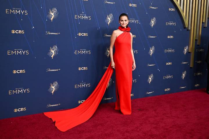 Los mejores ‘looks’ de la alfombra roja de los Emmy