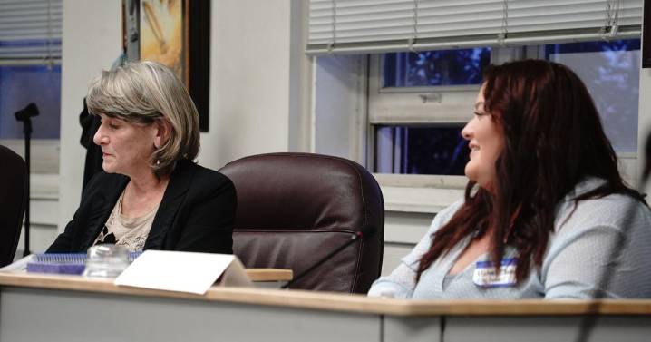 Fairbanks mayoral, council candidates talk downtown, services