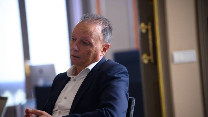 Salvador Navarro anuncia que optará a la reelección como presidente de la CEV
