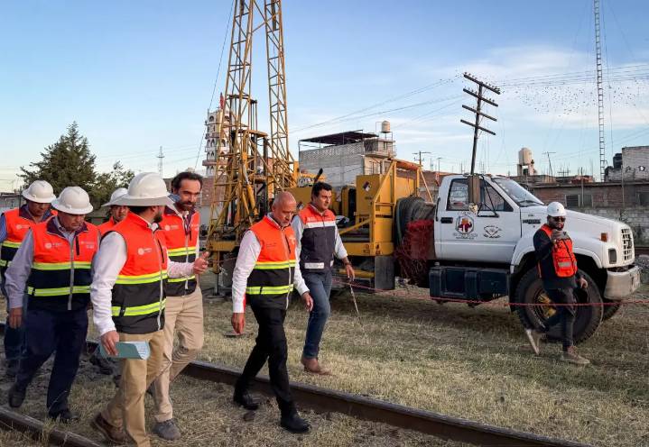 Dan inicio a la construcción del primer tramo del tren Querétaro