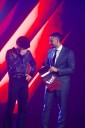 Luck Ra emocionó al público con un gesto solidario hacia un participante de La Voz Argentina