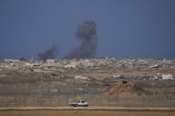 Israelis stage a ‘day of disruption’ as more strikes hit Gaza City