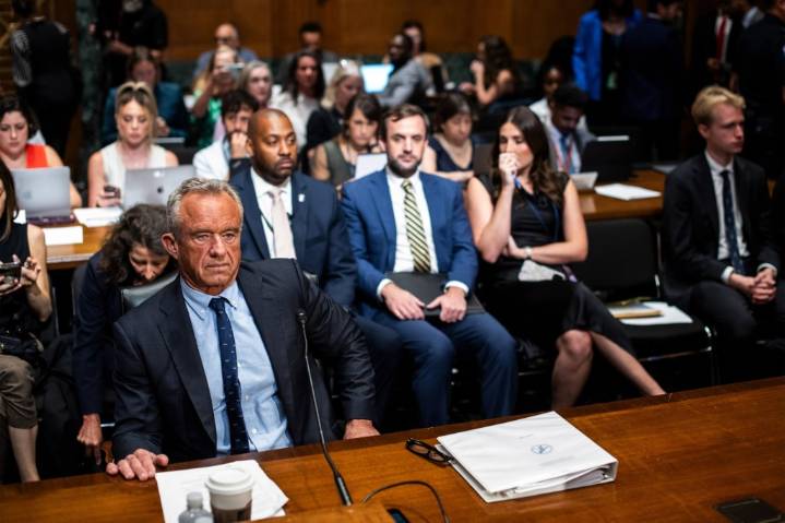 RFK Jr.’s vaccine panel expected to recommend delaying hepatitis B shot for children