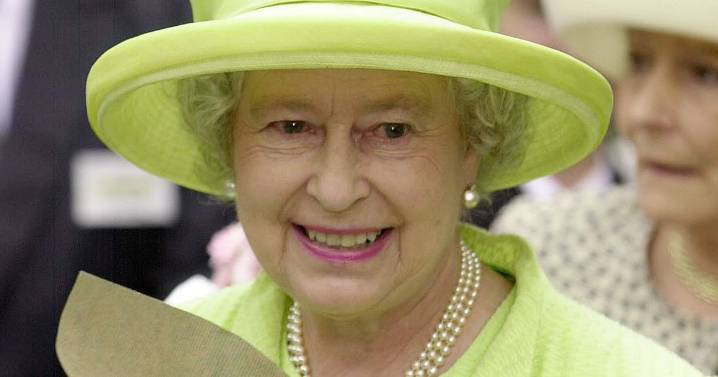 Queen's brave four-word reaction after devastating cancer diagnosis and heartbreaking plea